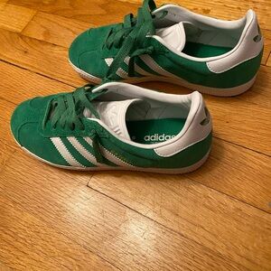 Adidas kids gazelle